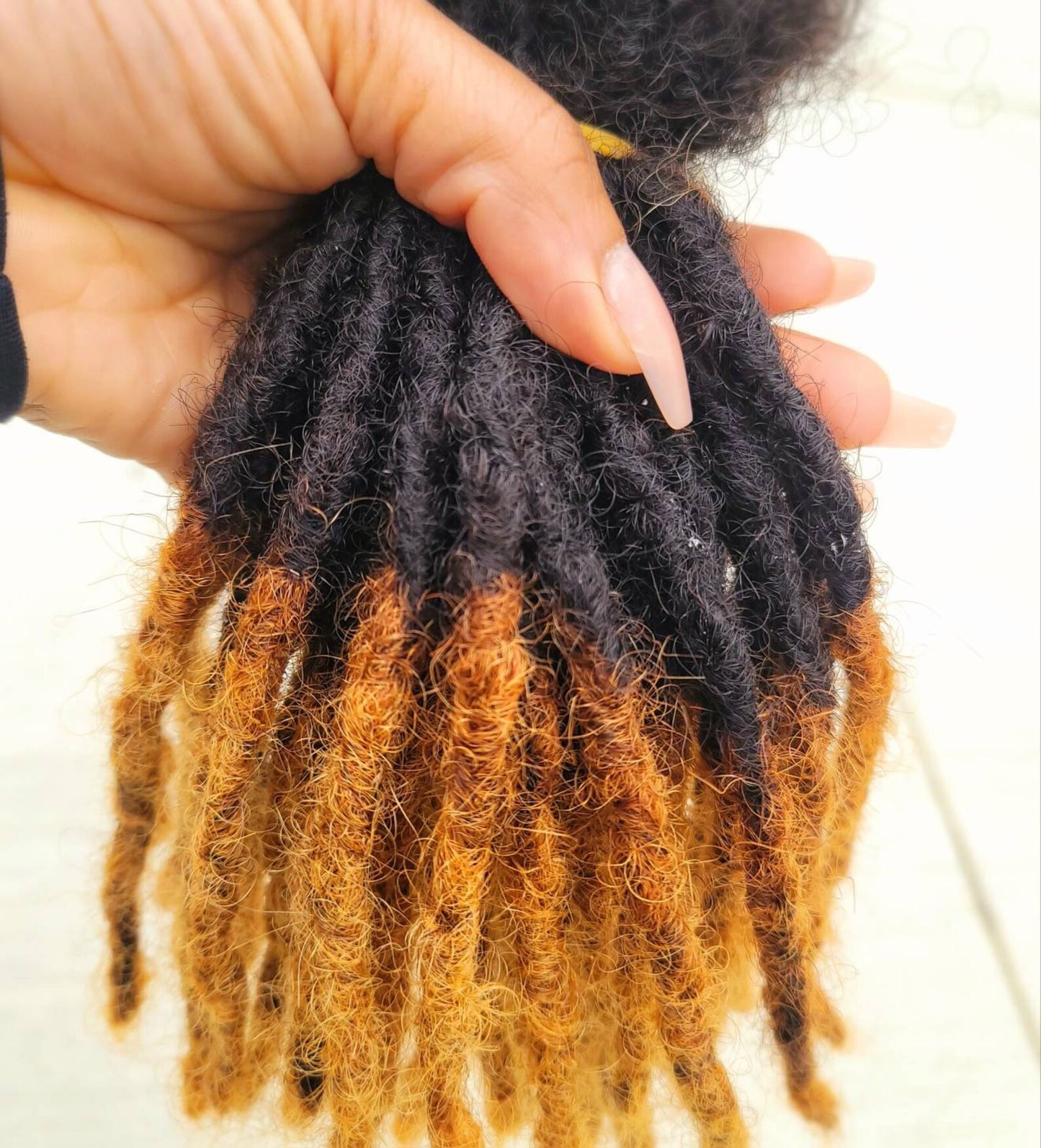 Interloc Dreadloc Extensions 100% Human Hair Interlocked locs 10 locs Per Bundle Textured Honey Blonde Tips